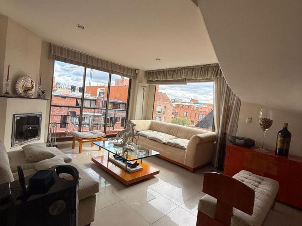 Apartamento de 4 alcobas en venta en Bella Suiza, Bogotá, 155 m² · foto 5 de 20
