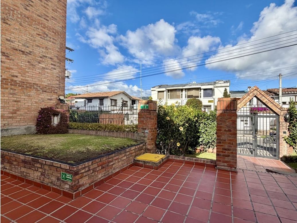 Casa de 3 alcobas en venta en El Contador, Bogotá, 122 m² · foto 3 de 20