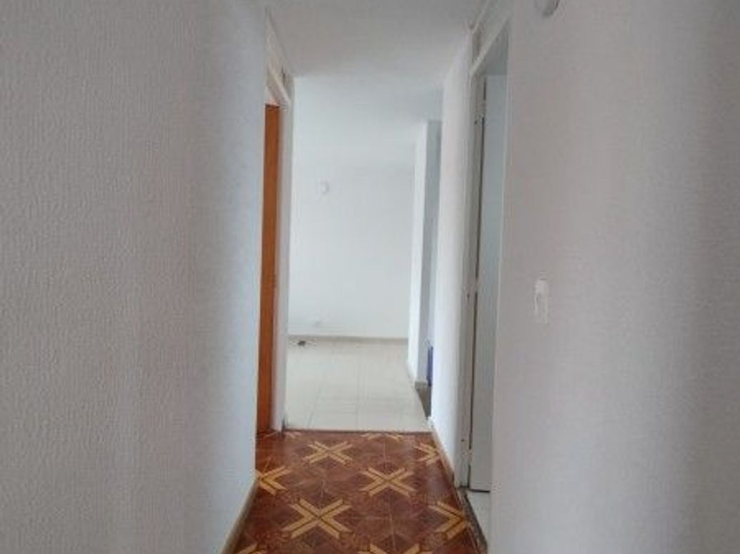 Apartamento de 3 alcobas en venta en Ub. Sabana De Tibabuyes, Bogotá, 52 m² · foto 9 de 13