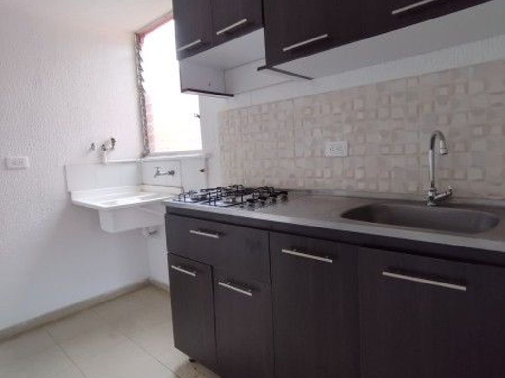 Apartamento de 3 alcobas en venta en Ub. Sabana De Tibabuyes, Bogotá, 52 m² · foto 10 de 13