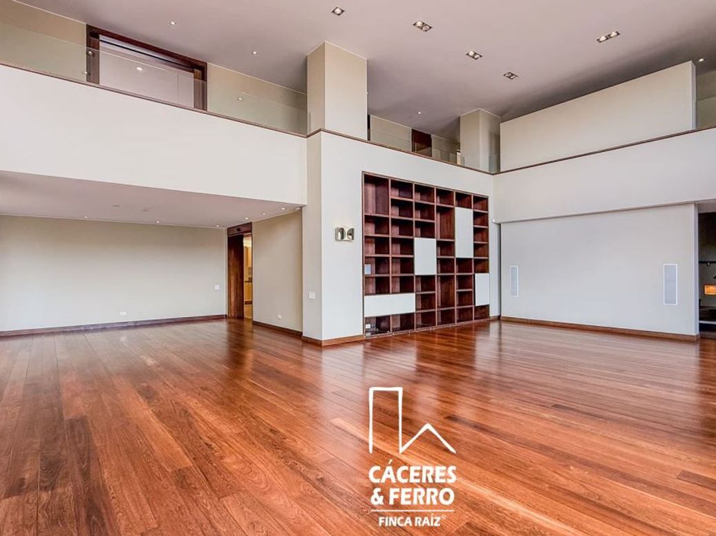 Apartamento de 3 alcobas en venta en El Seminario, Bogotá, 471 m² · foto 2 de 20