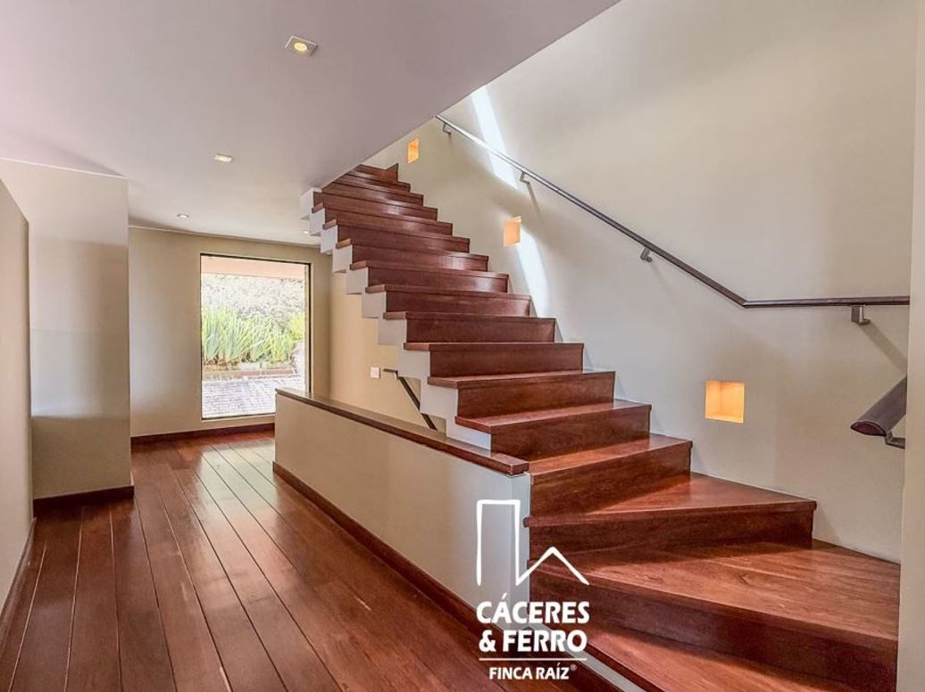 Apartamento de 3 alcobas en venta en El Seminario, Bogotá, 471 m² · foto 19 de 20