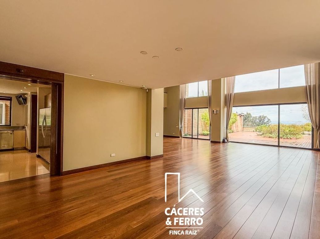 Apartamento de 3 alcobas en venta en El Seminario, Bogotá, 471 m² · foto 4 de 20