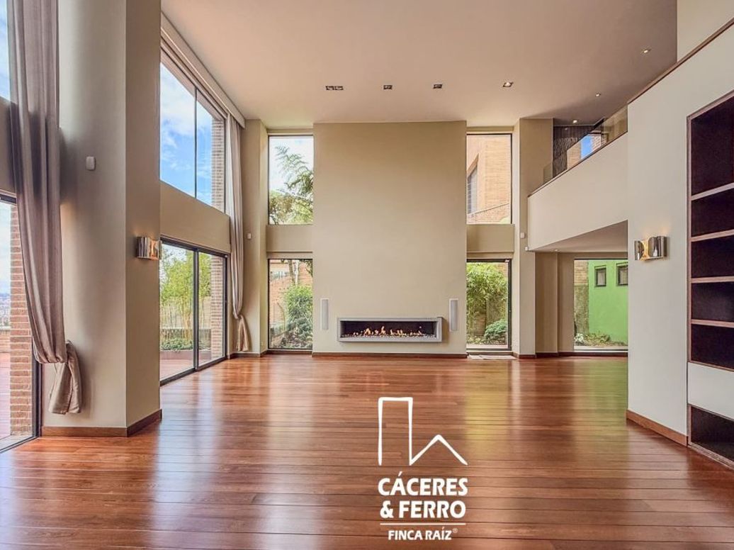 Apartamento de 3 alcobas en venta en El Seminario, Bogotá, 471 m² · foto 3 de 20