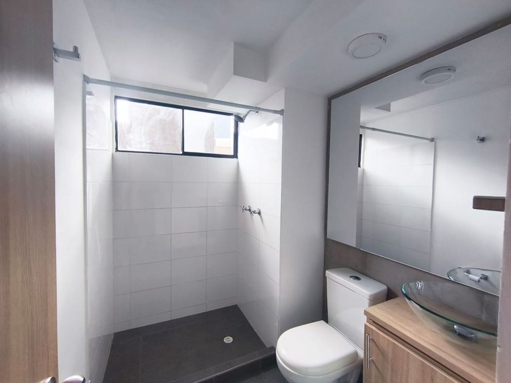 Apartamento de 1 alcoba en venta en San Jose De La Granja, Bogotá, 30 m² · foto 3 de 20