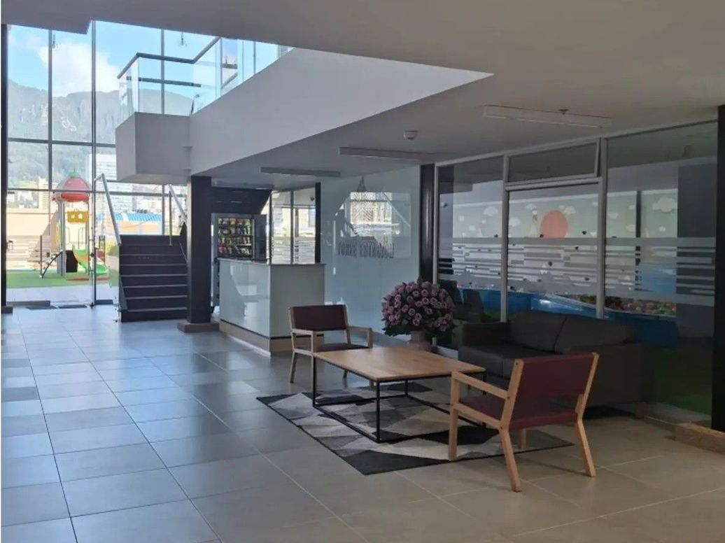 Apartamento de 2 alcobas en venta en San Victorino, Bogotá, 68 m² · foto 2 de 14