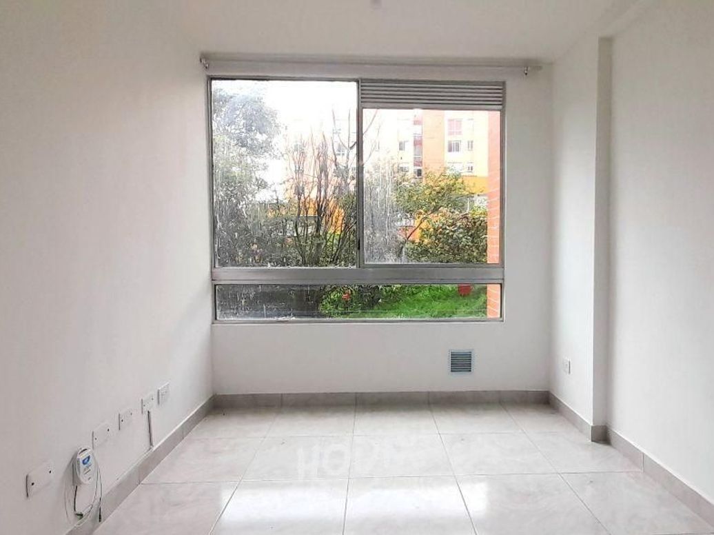 Apartamento de 2 alcobas en venta en Suba Urbano, Bogotá, 36 m² · foto 2 de 13