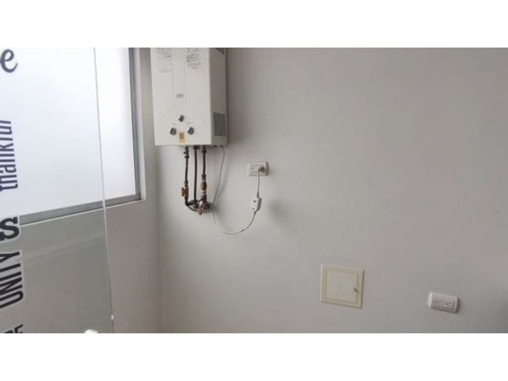 Apartamento de 2 alcobas en venta en Cedritos, Bogotá, 68 m² · foto 8 de 17