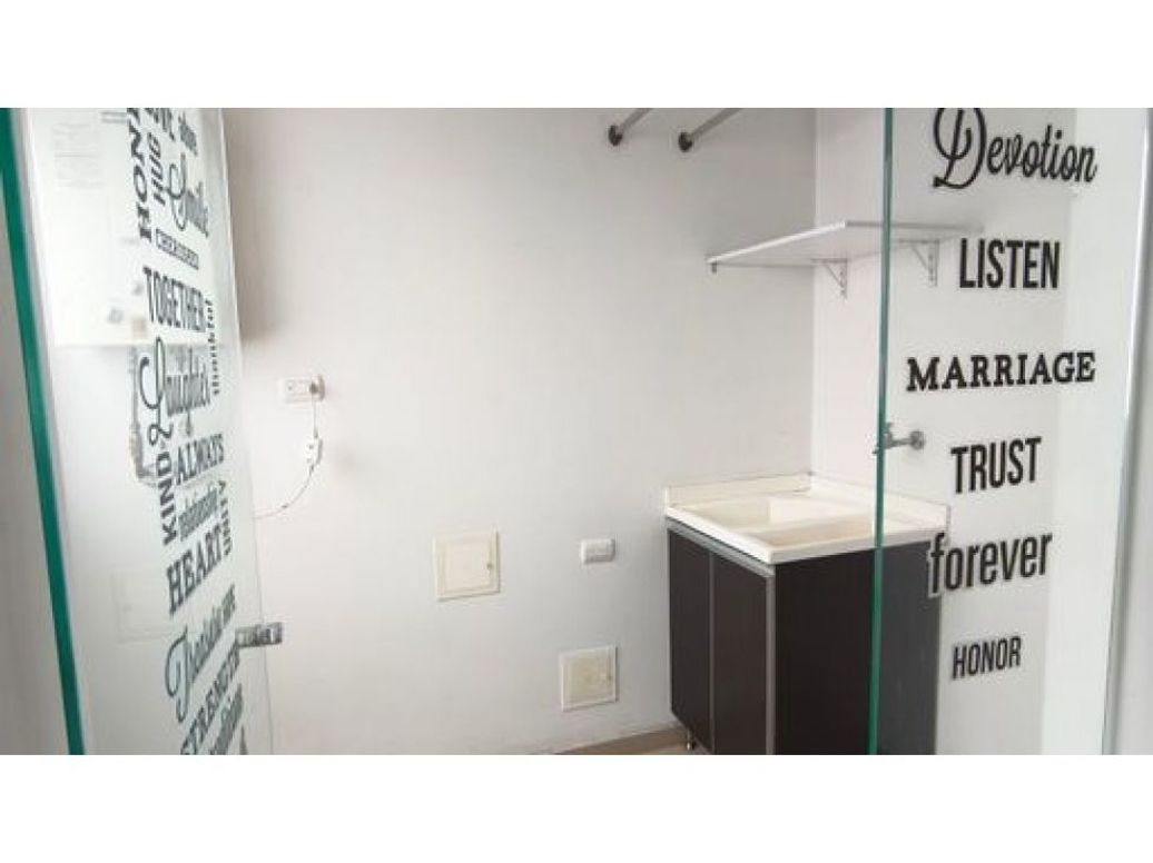 Apartamento de 2 alcobas en venta en Cedritos, Bogotá, 68 m² · foto 6 de 17