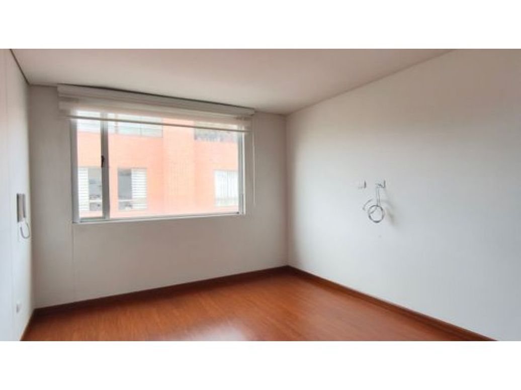 Apartamento de 2 alcobas en venta en Cedritos, Bogotá, 68 m² · foto 11 de 17