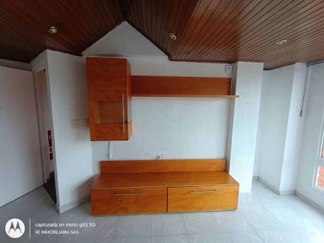 Apartamento de 3 alcobas en venta en Remanso Sur, Bogotá, 52 m² · foto 2 de 20