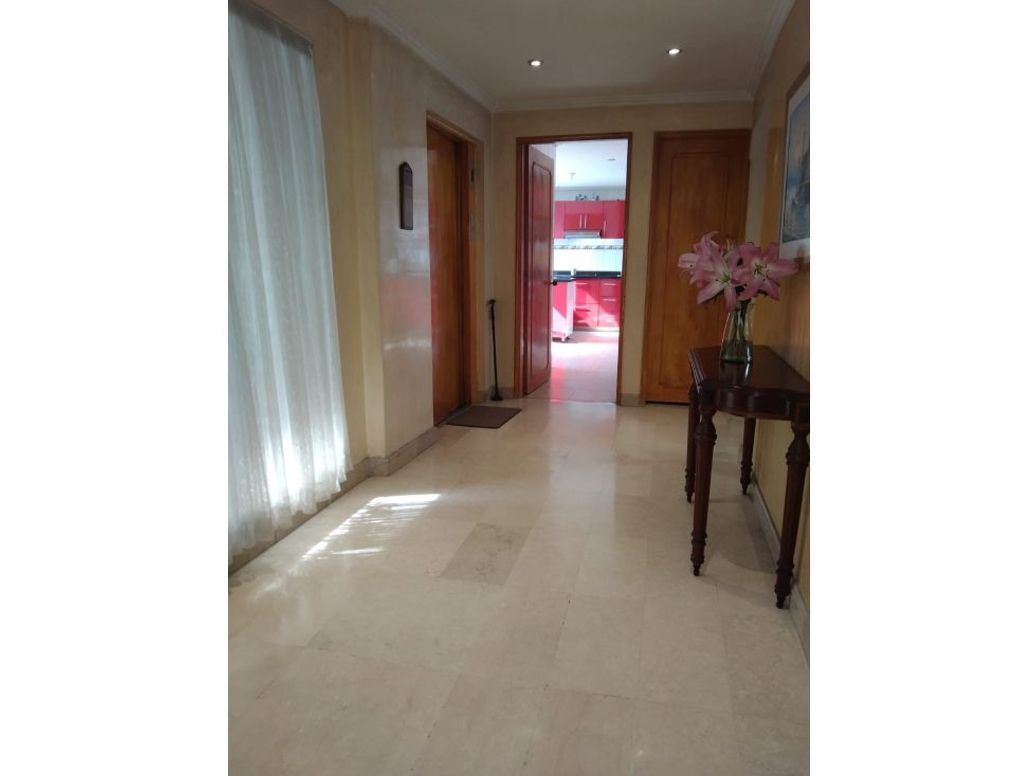 Apartamento de 3 alcobas en venta en Chico, Bogotá, 250 m² · foto 6 de 20