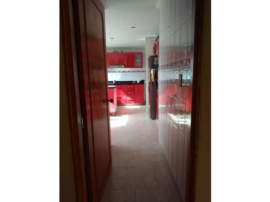 Apartamento de 3 alcobas en venta en Chico, Bogotá, 250 m² · foto 8 de 20