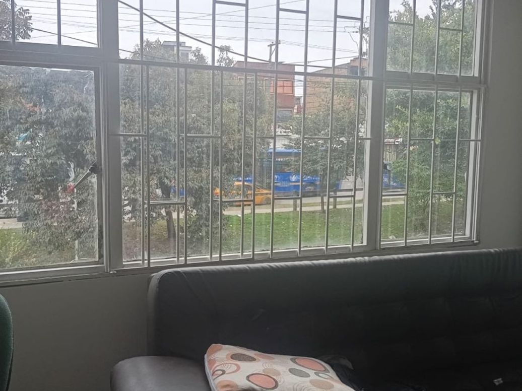 Casa de 5 alcobas en venta en Santiago, Bogotá, 253 m² · foto 7 de 20
