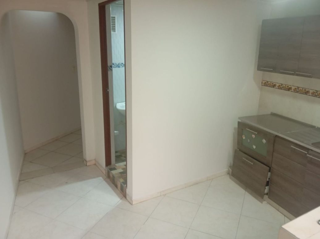 Casa de 5 alcobas en venta en Santiago, Bogotá, 253 m² · foto 13 de 20