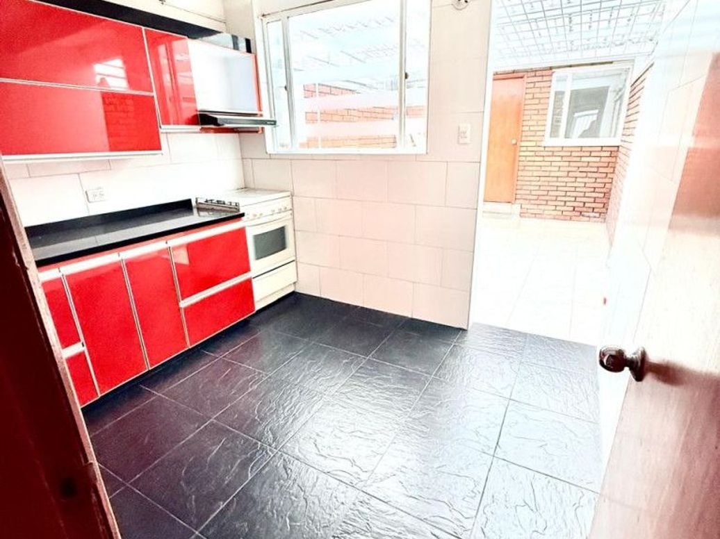 Casa de 4 alcobas en venta en Nueva Marsella Et. I, Bogotá, 206 m² · foto 7 de 20