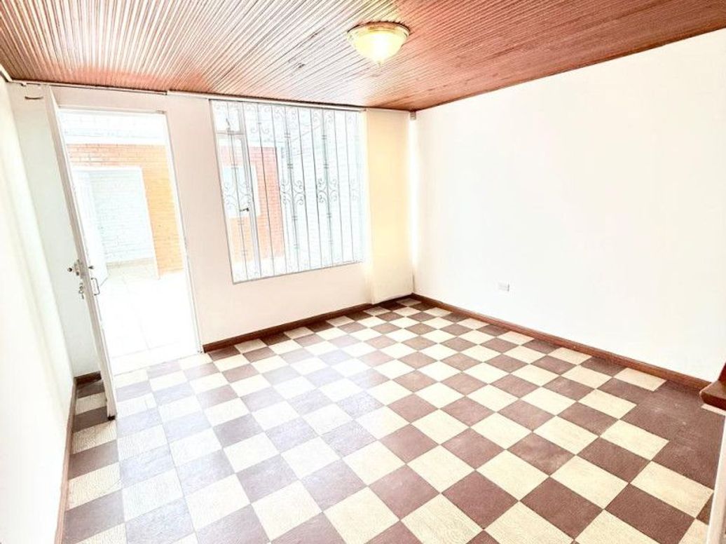 Casa de 4 alcobas en venta en Nueva Marsella Et. I, Bogotá, 206 m² · foto 13 de 20