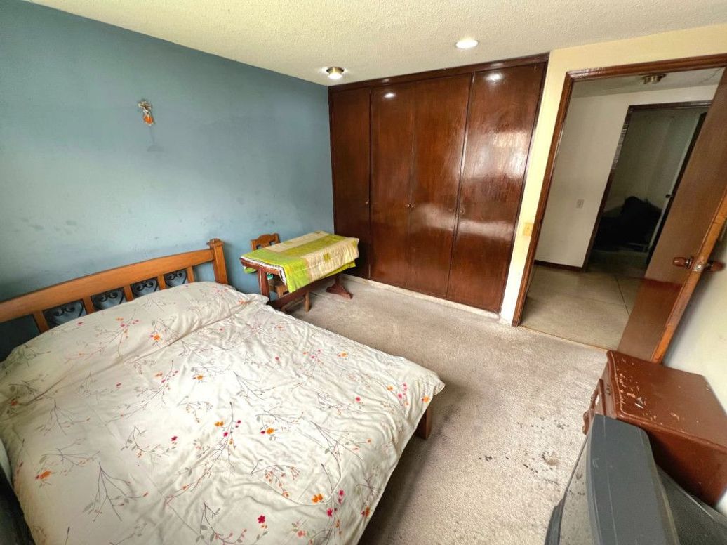 Casa de 4 alcobas en venta en El Contador, Bogotá, 422 m² · foto 8 de 16