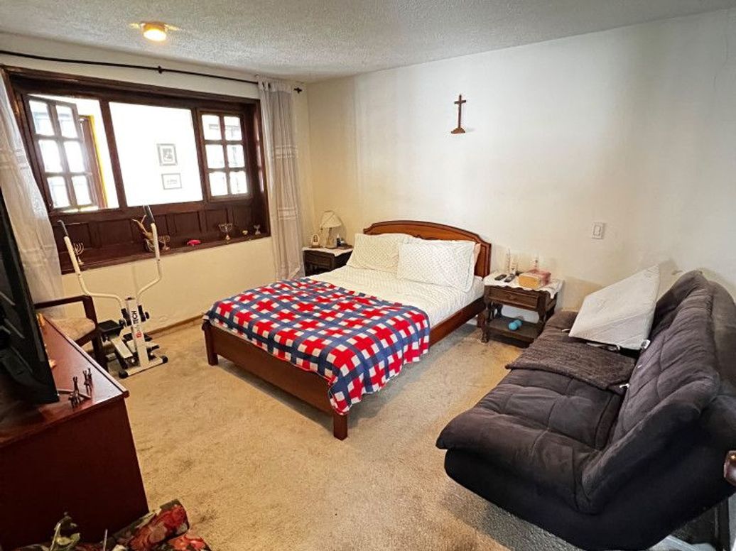 Casa de 4 alcobas en venta en El Contador, Bogotá, 422 m² · foto 10 de 16