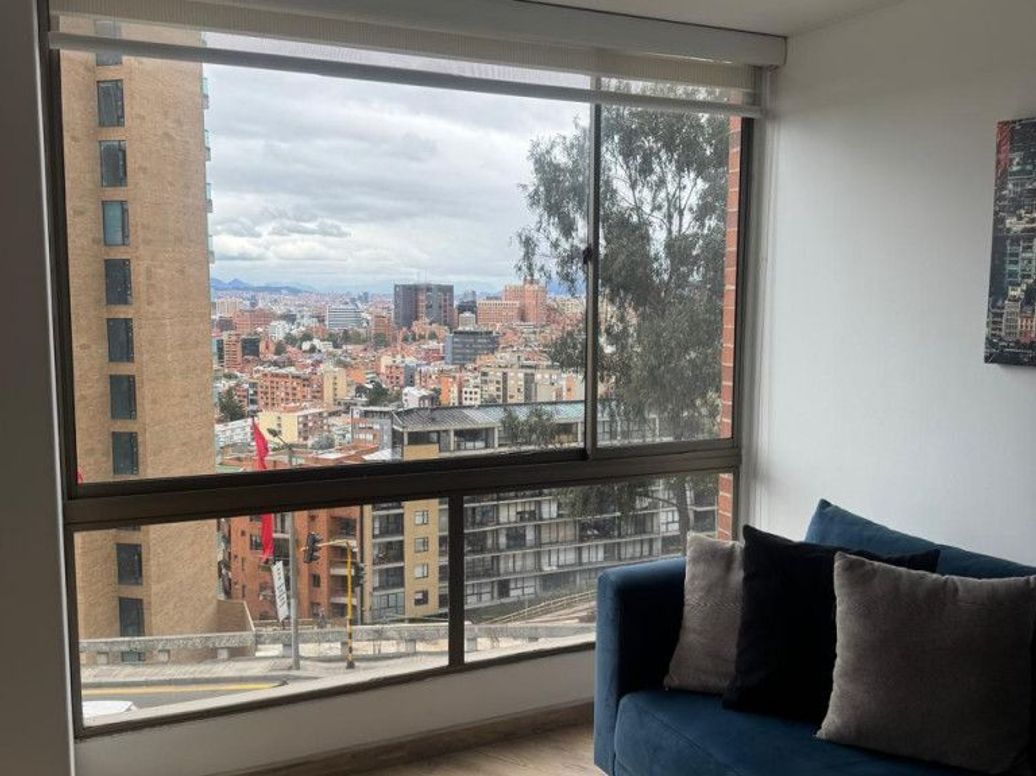 Apartamento de 2 alcobas en venta en Ingemar, Bogotá, 81 m² · foto 2 de 16