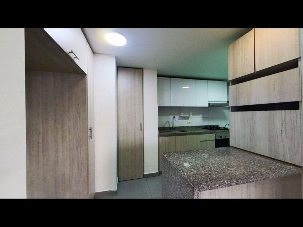 Apartamento de 2 alcobas en venta en Santa Cecilia, Bogotá, 63 m² · foto 2 de 20