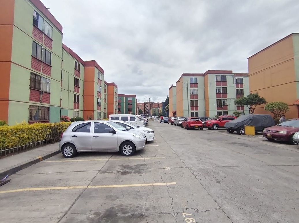 Apartamento de 3 alcobas en venta en Casa Blanca Et. I, Bogotá, 54 m² · foto 16 de 18