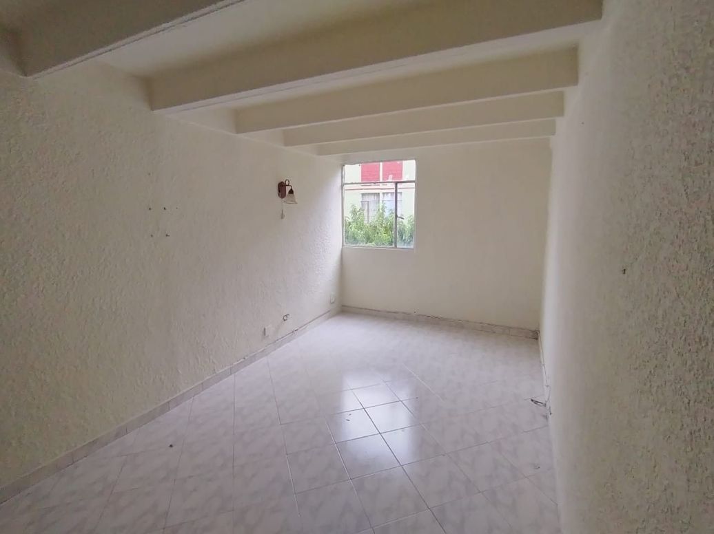 Apartamento de 3 alcobas en venta en Casa Blanca Et. I, Bogotá, 54 m² · foto 6 de 18