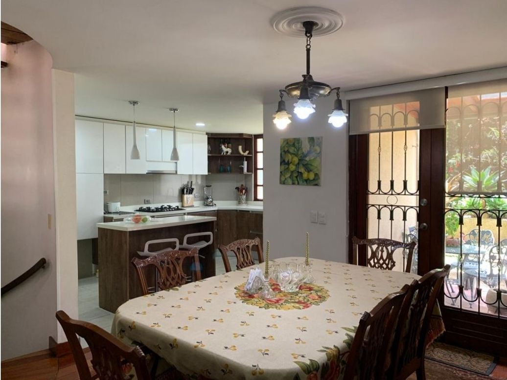 Casa de 4 alcobas en venta en La Calleja, Bogotá, 182 m² · foto 3 de 20