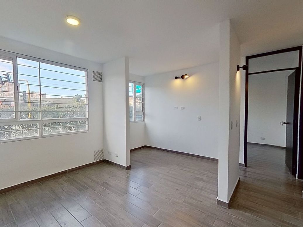 Apartamento de 2 alcobas en venta en Ub. Castilla Real, Bogotá, 37 m² · foto 3 de 8