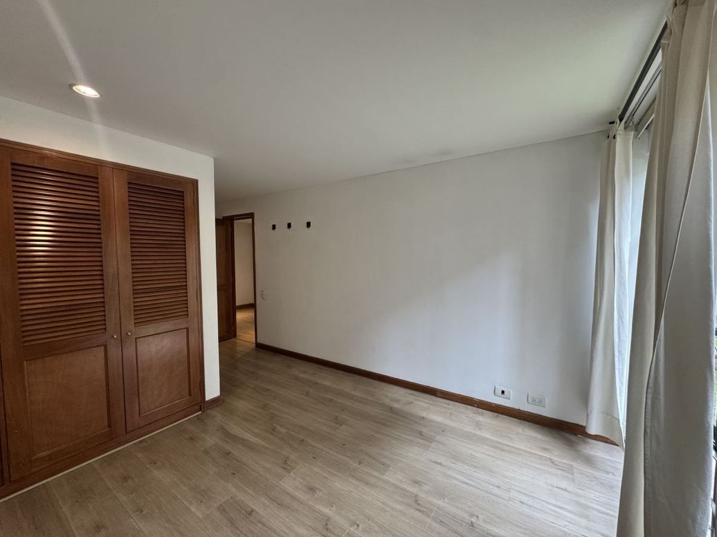 Apartamento de 2 alcobas en arriendo en Chapinero Alto, Bogotá, 80 m² · foto 12 de 20