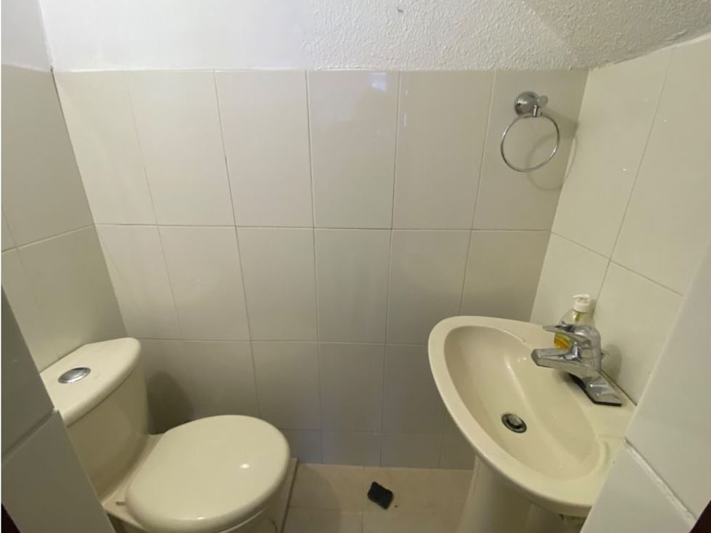 Casa de 5 alcobas en venta en Andes Norte, Bogotá, 400 m² · foto 13 de 18