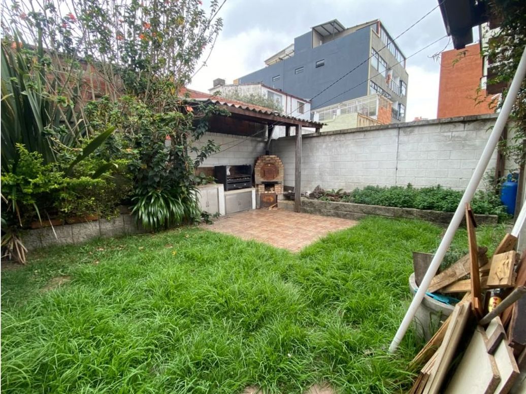 Casa de 5 alcobas en venta en Andes Norte, Bogotá, 400 m² · foto 5 de 18