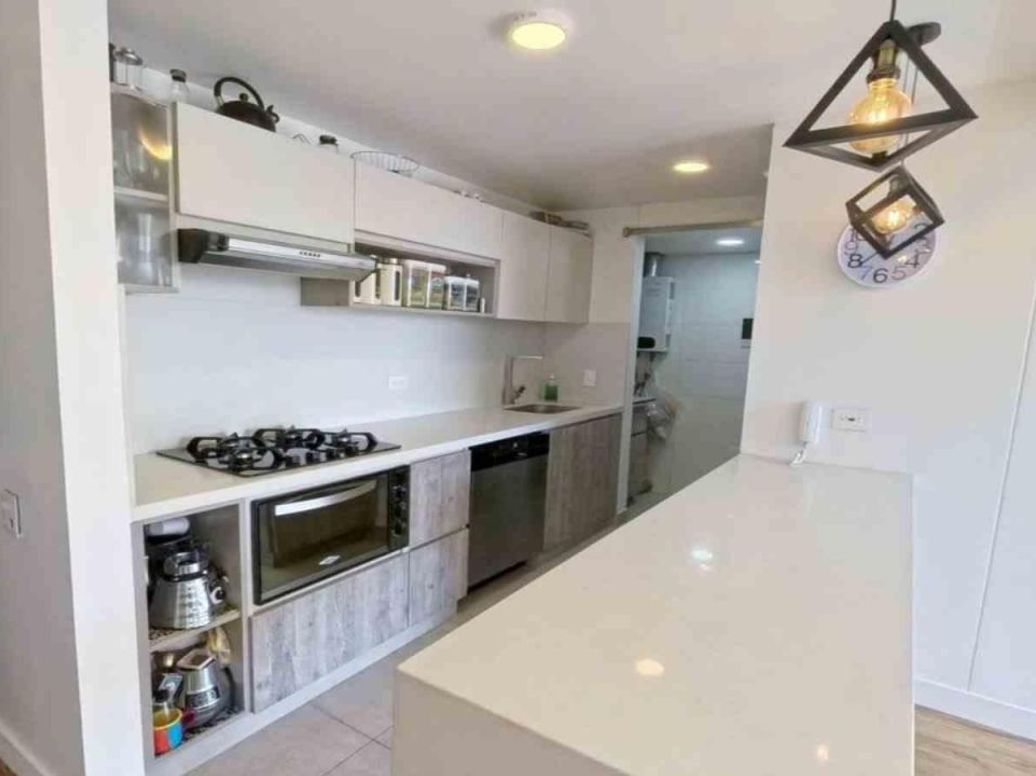 Apartamento de 3 alcobas en venta en La Igualdad, Bogotá, 67 m² · foto 9 de 20