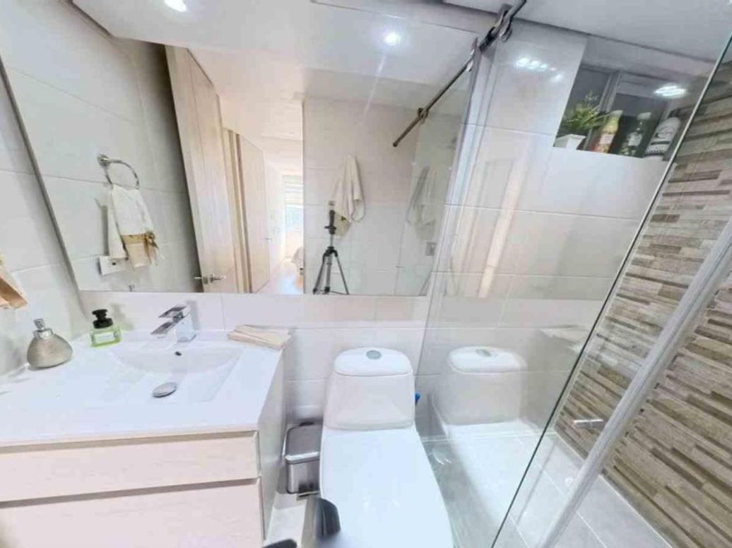 Apartamento de 3 alcobas en venta en La Igualdad, Bogotá, 67 m² · foto 12 de 20