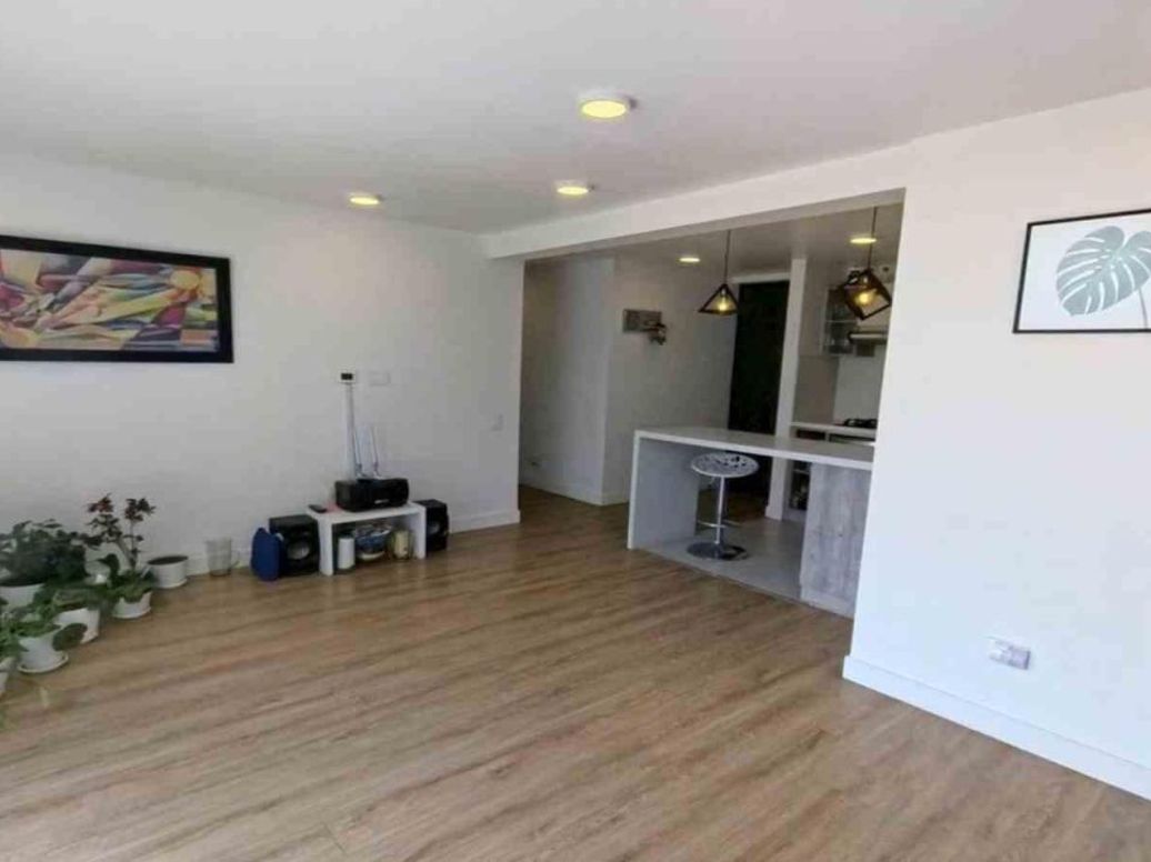 Apartamento de 3 alcobas en venta en La Igualdad, Bogotá, 67 m² · foto 2 de 20