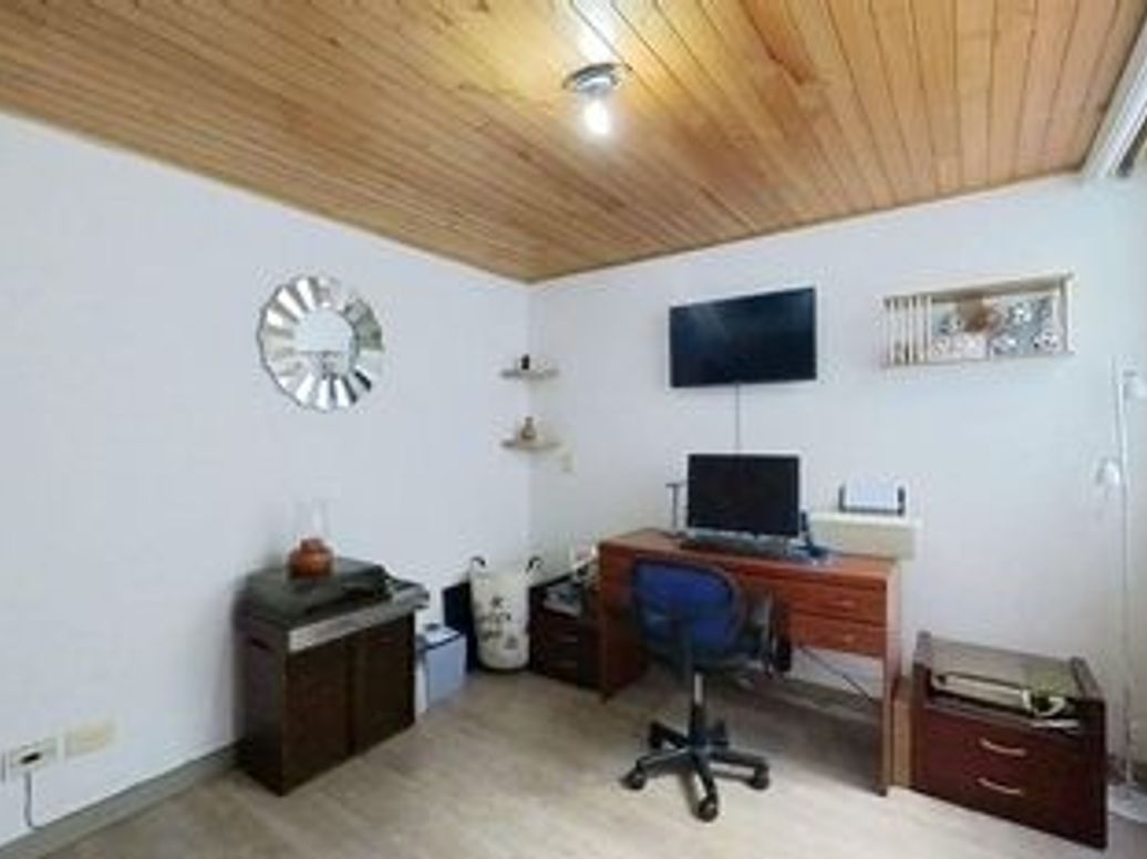 Apartamento de 1 alcoba en venta en Los Cedritos, Bogotá, 41 m² · foto 5 de 6