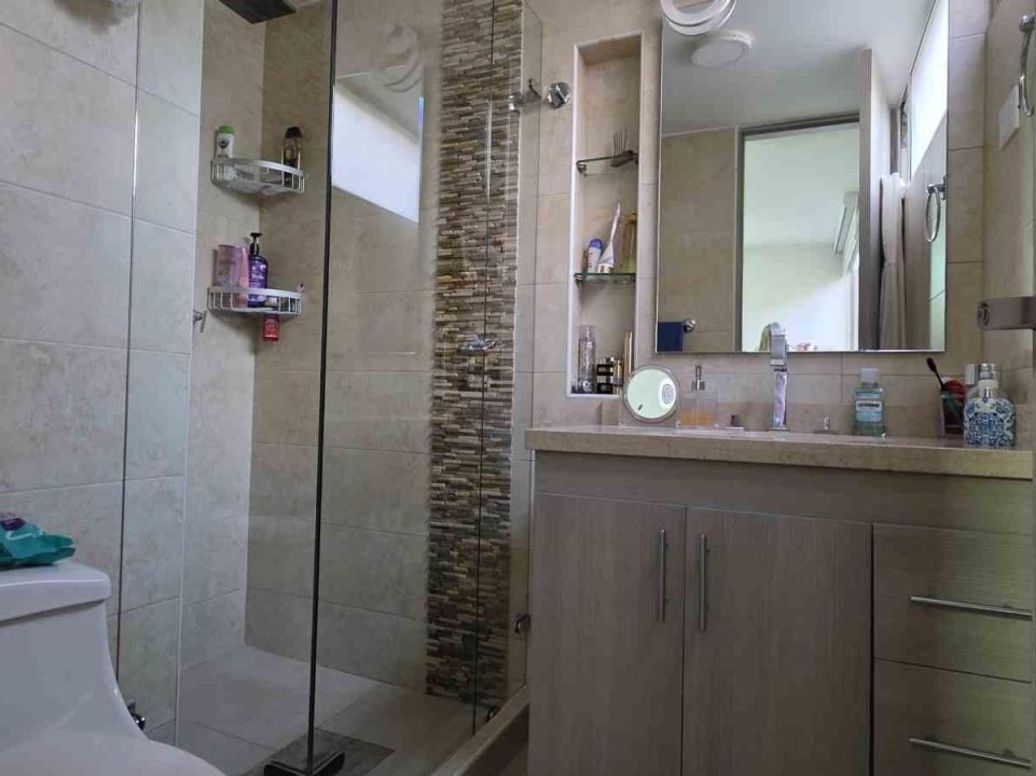 Apartamento de 2 alcobas en venta en Santa Barbara Central, Bogotá, 86 m² · foto 13 de 20