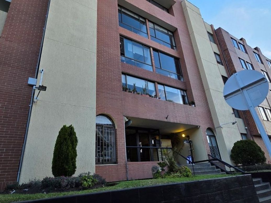 Apartamento de 2 alcobas en venta en Santa Barbara Central, Bogotá, 86 m² · foto 20 de 20