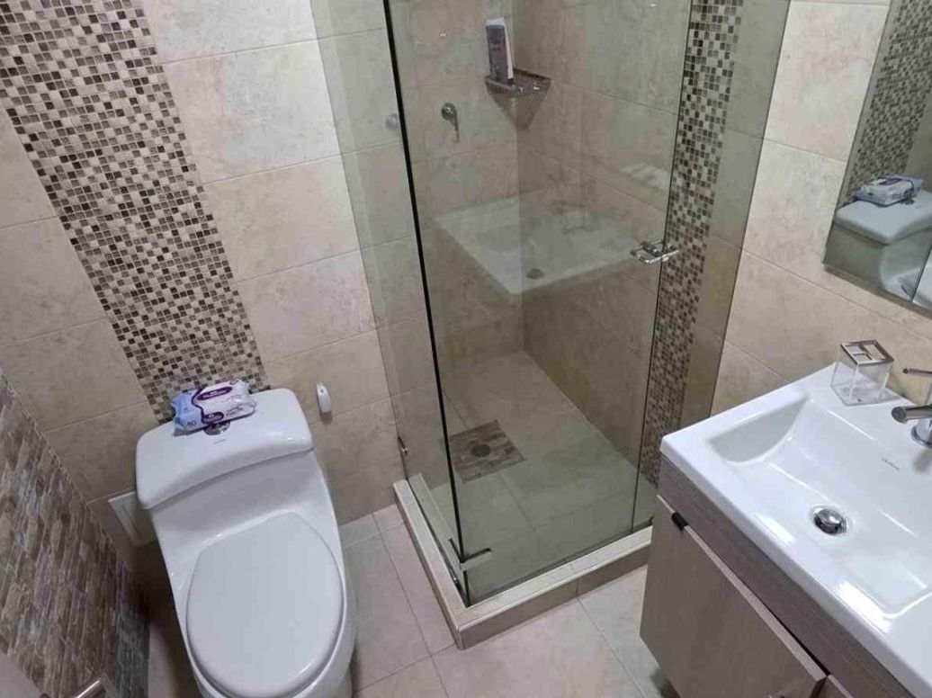 Apartamento de 2 alcobas en venta en Santa Barbara Central, Bogotá, 86 m² · foto 8 de 20