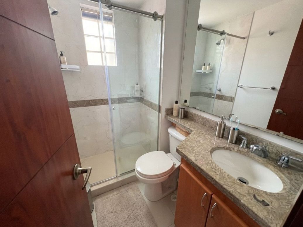 Apartamento de 2 alcobas en venta en María Cristina, Bogotá, 78 m² · foto 5 de 10