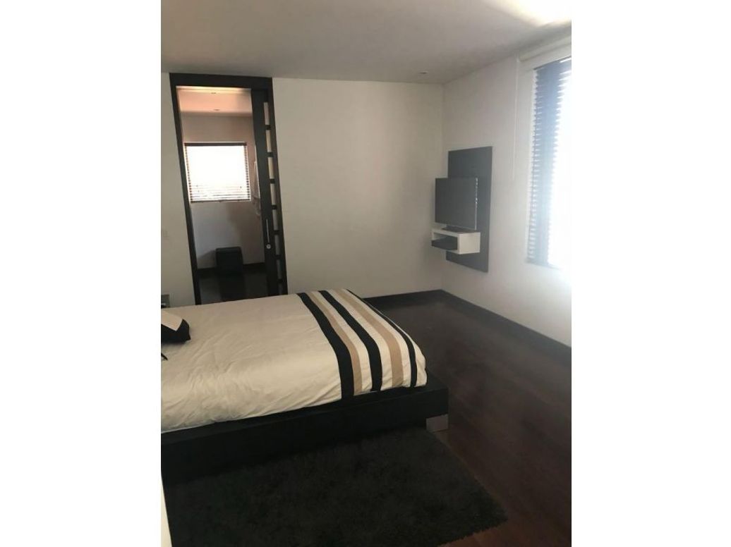 Apartamento de 2 alcobas en venta en Chico, Bogotá, 170 m² · foto 6 de 6