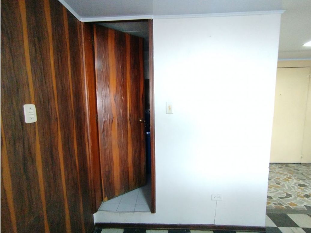 Apartaestudio en venta en La Catedral, Bogotá, 577 m² · foto 8 de 20