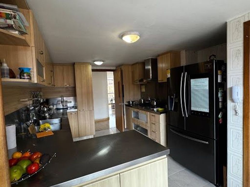 Apartamento de 4 alcobas en venta en Ciudad Salitre, Bogotá, 233 m² · foto 9 de 20