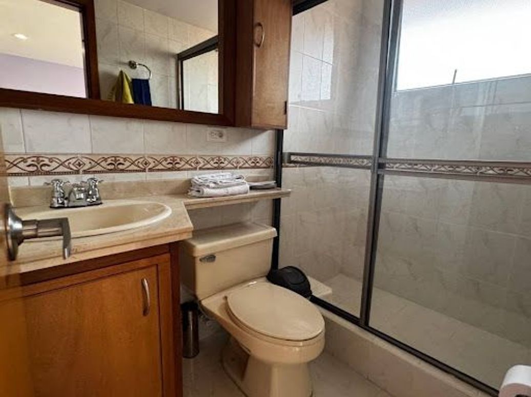 Apartamento de 4 alcobas en venta en Ciudad Salitre, Bogotá, 233 m² · foto 15 de 20