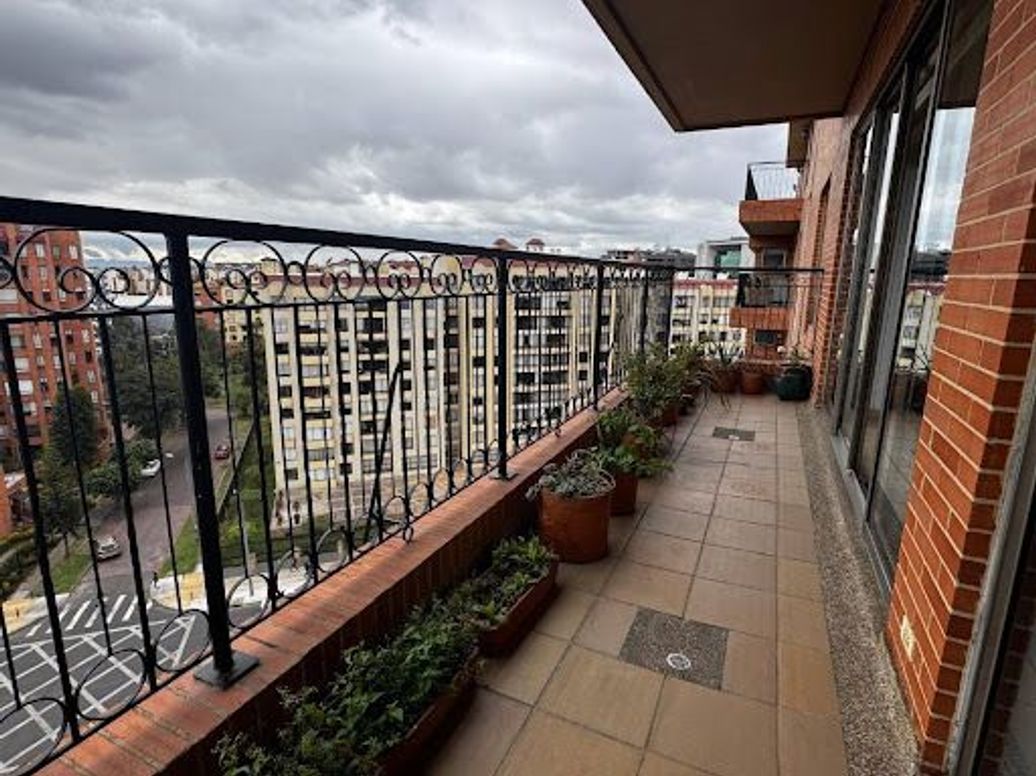 Apartamento de 4 alcobas en venta en Ciudad Salitre, Bogotá, 233 m² · foto 20 de 20