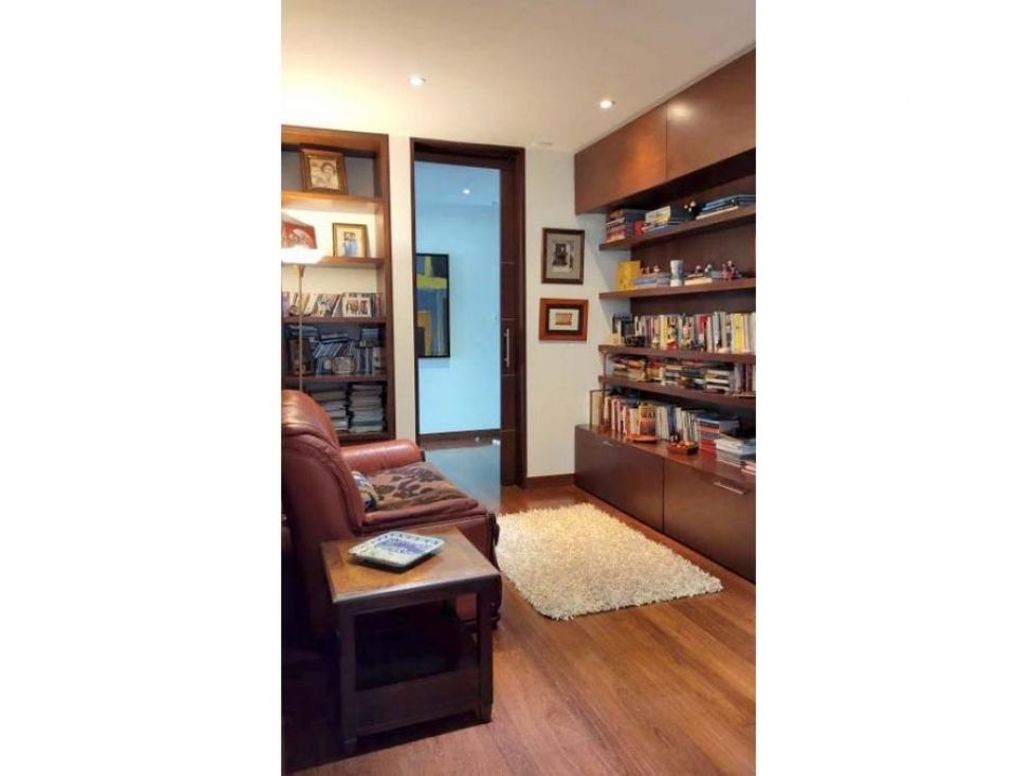 Apartamento de 2 alcobas en venta en Chicó Alto, Bogotá, 183 m² · foto 11 de 19