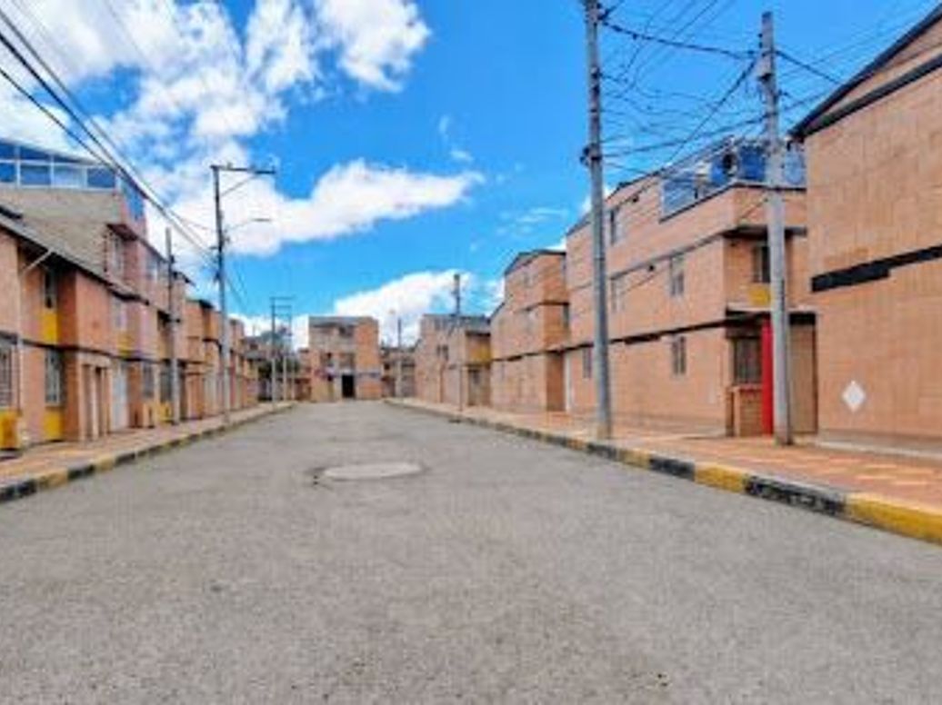 Casa de 2 alcobas en venta en Bosa, Bogotá, 45 m² · foto 2 de 20