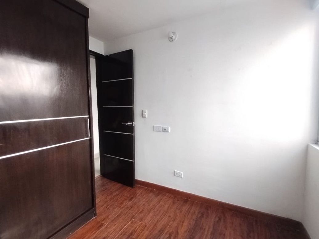 Apartamento de 3 alcobas en venta en India Catalina, Bogotá, 51 m² · foto 14 de 20