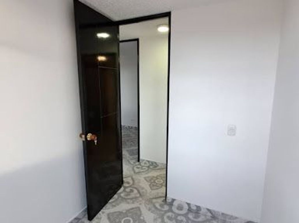 Apartamento de 3 alcobas en venta en Parcela El Porvenir, Bogotá, 43 m² · foto 12 de 20