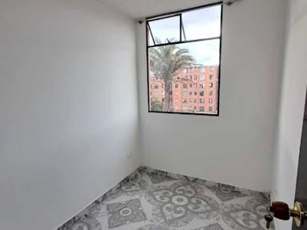 Apartamento de 3 alcobas en venta en Parcela El Porvenir, Bogotá, 43 m² · foto 11 de 20